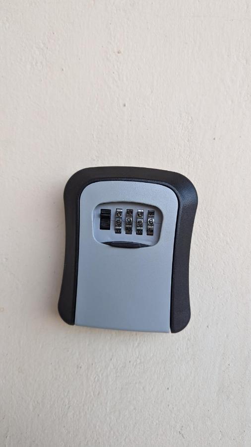 دخول ذاتي - غرفة نوم وصالة جلوس Apartment *